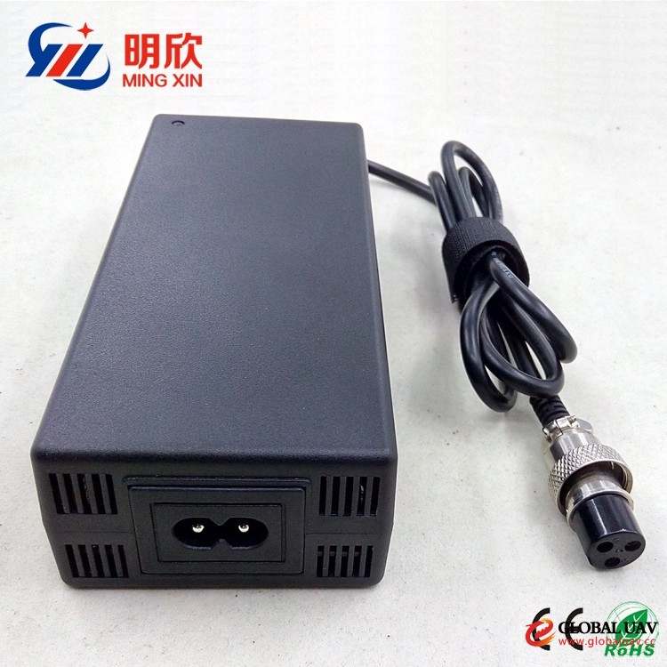 33.6v 5a lithium ion battery charger for golf cart/segay/wheelchair